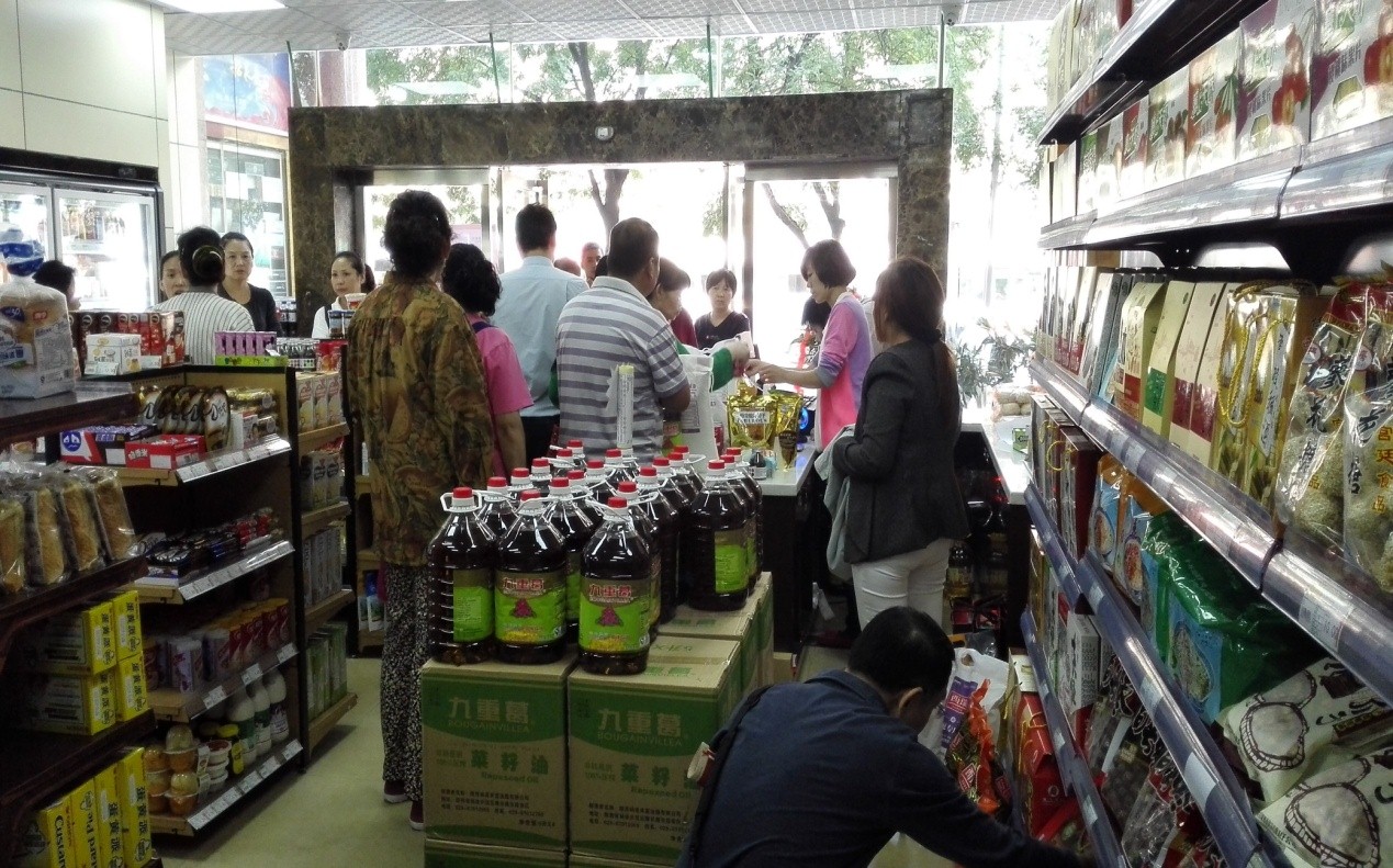 陜西糧農(nóng)首家直營(yíng)形象店開業(yè)