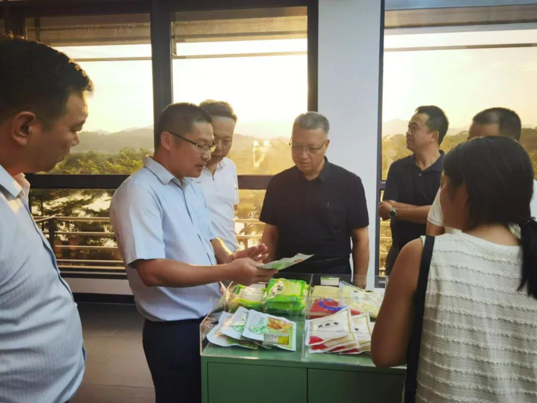 劉利民拜訪清遠(yuǎn)市市長(zhǎng)溫文星并實(shí)地調(diào)研農(nóng)特產(chǎn)業(yè)